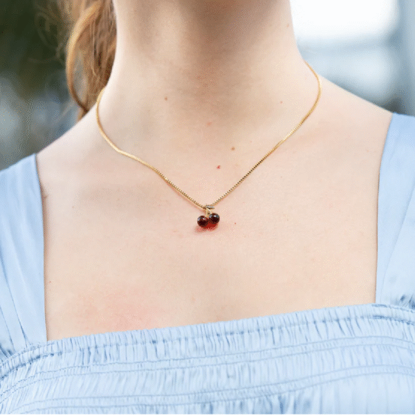 Cadena Cherry Roja - Oro Laminado 18K