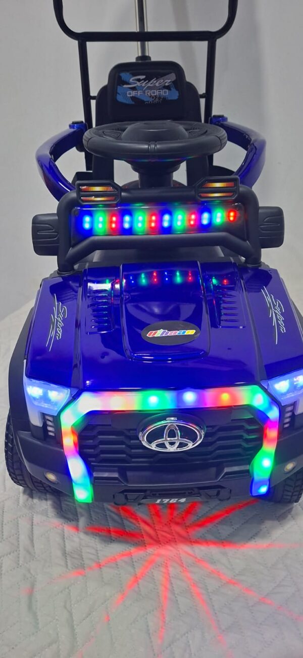 WhatsApp Image 2026-05-06 at 11.45.19 AM6 Super Carro Montable Eléctrica con Control Remoto rf1742194