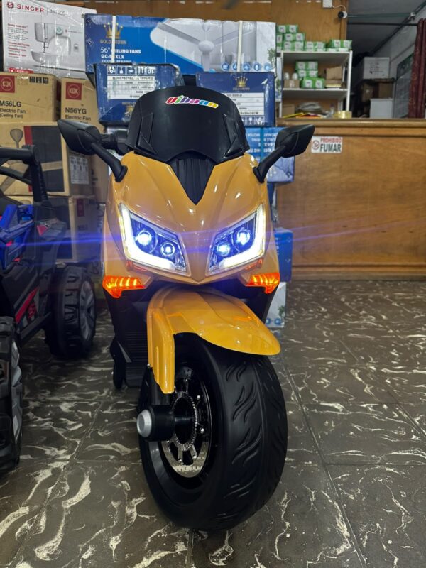 nmax dorada Moto Eléctrica Infantil Enmax 12V Dorada