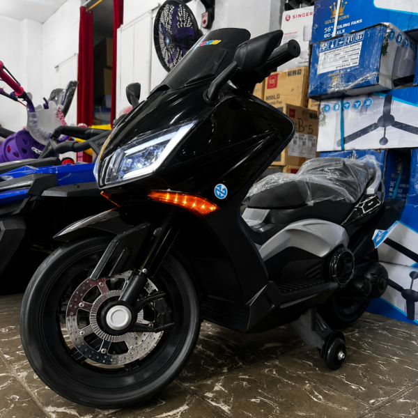 nmax electrica para niños negra Moto Eléctrica Infantil Enmax 12V Negra