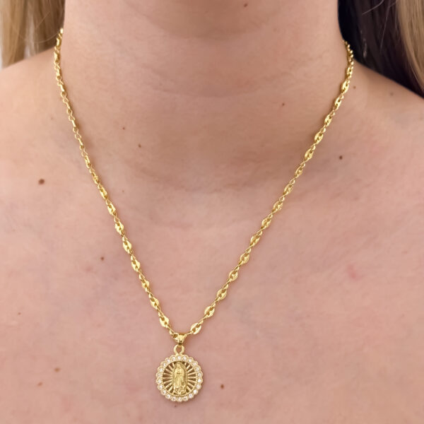 Cadena Gucci Dama + Dije Virgen de Guadalupe Oro Laminado 18K | Elegancia y Devoción
