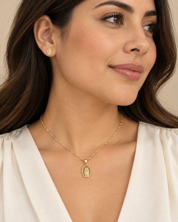 Conjunto Cadena + Topos Virgen de Guadalupe Oro Laminado 18K | Fe y Elegancia