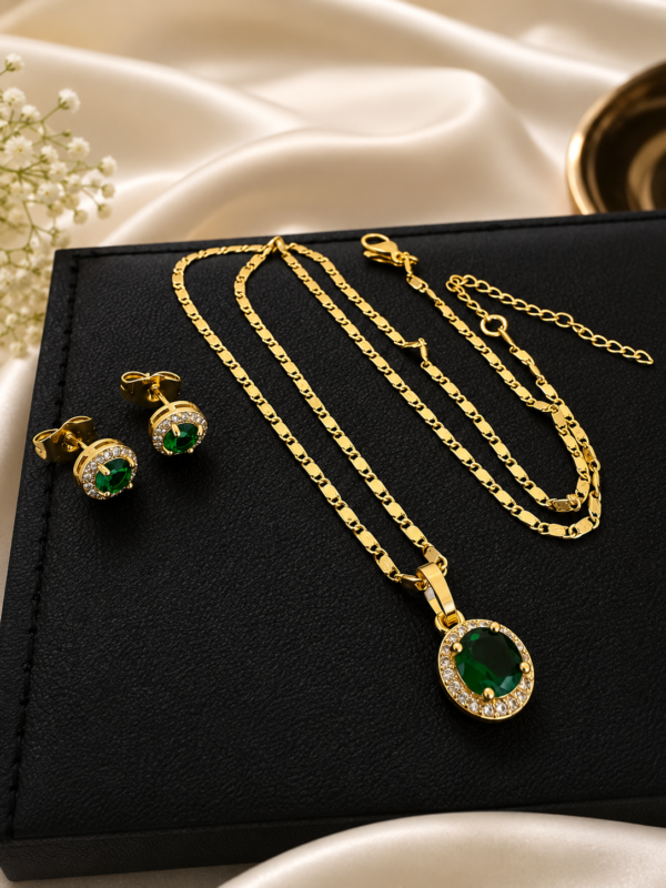 Combo Cadena + Pulsera + Topos Juego Circular Verde Esmeralda Oro Laminado 18K