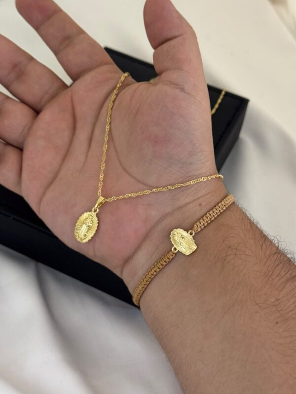 Cadena Singapur 45 cm + Dije Virgen de Guadalupe + Pulsera Oro Laminado 18K